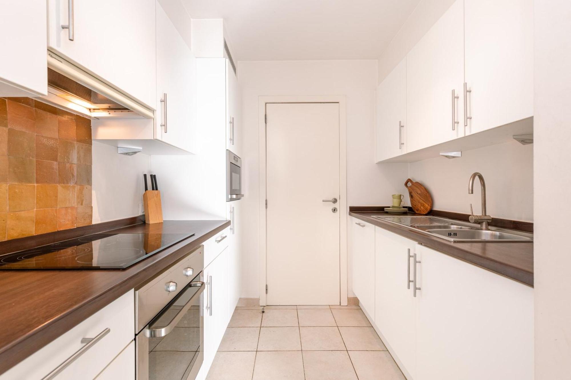 Апартаменты Charming Spacious Duplex Apt With Private Parking In Knokke Экстерьер фото
